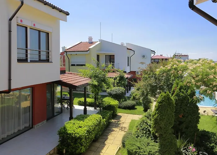Saint Stefan Villas